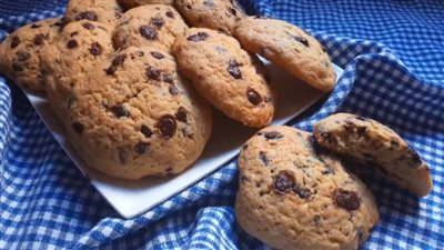 طريقة عمل الكوكيز في البيت بأقل التكاليف