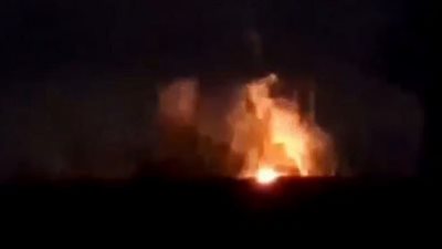 حريق بمصفاة نفط روسية في هجوم بطائرات مسيّرة أوكرانية (فيديو)