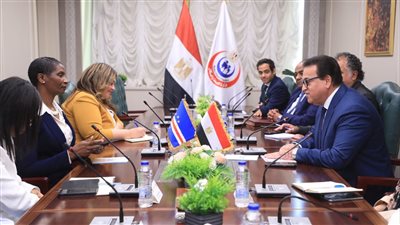 وزير الصحة يستقبل نظيرته في دولة الرأس الأخضر لبحث سبل التعاون 