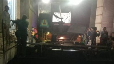 محافظ الشرقية يتابع أعمال الرصف بمركز أبوكبير