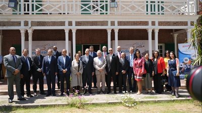 افتتاح معرض المنتجات المصرية والتراثية 