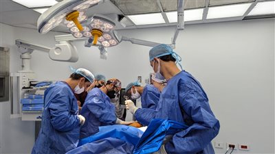 إجراء أول جراحة عالية الدقة لورم خبيث في مستشفى الكرنك الدولي بالأقصر