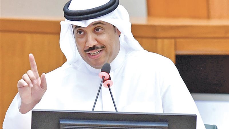 الوزير السابق مبارك