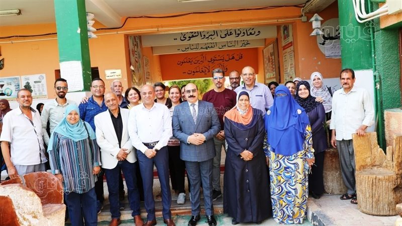 محافظ أسوان يتفقد