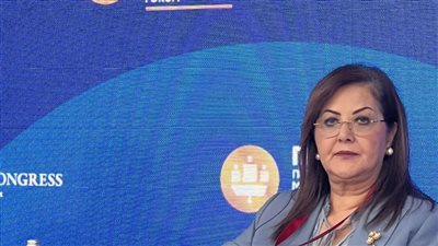 هالة السعيد: 6 مليارات جنيه لتنفيذ 175 مشروعًا تنمويًا بالبحر الأحمر 