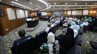 36 تأشيرة حج للعاملين بالأزهر ممن قاربوا على سن المعاش (صور)