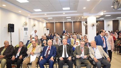رئيس جامعة بنها يفتتح المؤتمر العلمي السنوي لأمراض الباطنة