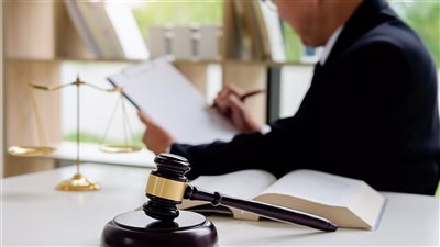 بعد إحالة الأم وعشيقها للجنايات، ننشر أقوال والد الطفلة ريتاج في اتهام زوجته بقتلها