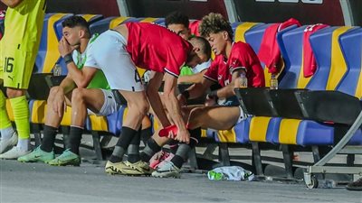 حسام حسن يطمئن على إصابة إمام عاشور ويهنئ زيزو (فيديو)