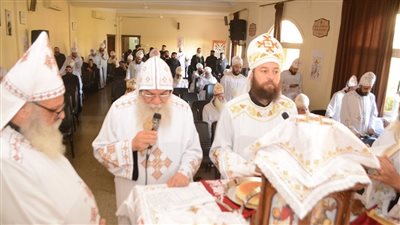 الأنبا مكاريوس يترأس ختام الاجتماع النصف سنوي لكهنة إيبارشية المنيا