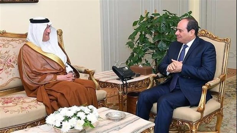 السفير السعودى مع