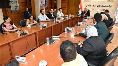 وزيرة التضامن تكرم أبطال فيلم 