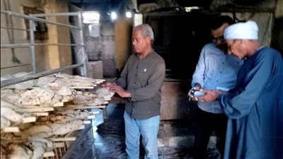 تموين الأقصر تحرر 18 محضرا خلال شن حملة على المخابز