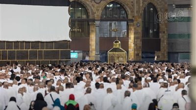 الحج السياحي: التعامل مع شكاوى بعض الحجاج بمخيمات منى وعرفات