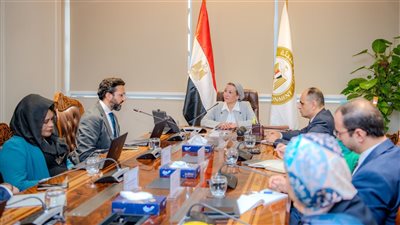 وزيرة البيئة تناقش مع بنك التنمية الأفريقي دعم الصناعة الخضراء في مصر