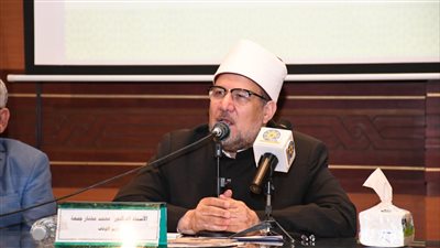 وزير الأوقاف: لا خوف على الدين، ومصر حارسة له 