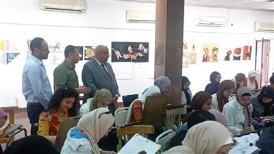 رئيس جامعة الأقصر يتفقد امتحانات الفصل الدراسي الثاني ويستطلع آراء الطلاب