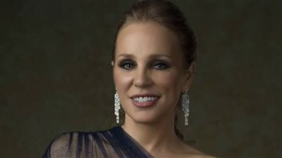 بوست غامض لشيرين رضا : كفاية.. قررت الاعتزال 