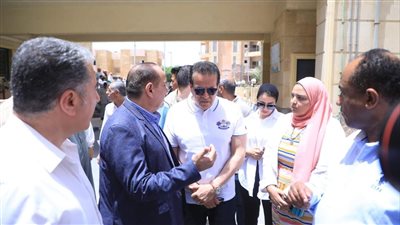وزير الصحة يعلن تطبيق منظومة ميكنة الغسيل الكلوي بمستشفيات مطروح