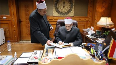 الضويني يعتمد نتيجة الشهادة الابتدائية الأزهرية بنسبة نجاح 82.60 %.. 76.87 % للإعدادية.. رسالة خاصة من المشيخة للناجحين.. ونشر النتيجة عبر البوابة الإلكترونية 