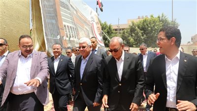 وزير التعليم العالي: التنسيق بين التعليم العالي والآثار لإنشاء مستشفى بنها الجامعي 