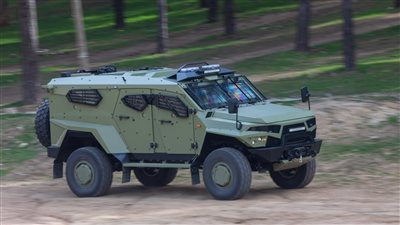 إعلام عبري يكشف تفاصيل تعرض مركبة الأسرى المحررين لعطل