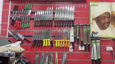 المستوردة بـ2000 جنيه، تعرف على أسعار السكاكين وأدوات الجزارة في عيد الأضحى (فيديو وصور)