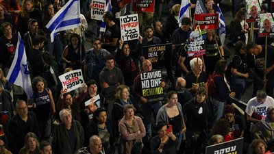 عائلات الأسرى الإسرائيليين: إنهاء الحرب هو الطريقة الوحيدة لإعاة الرهائن