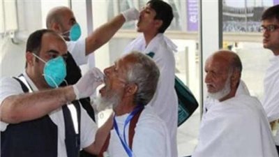 السعودية تلغي تصاريح بعض حجاج الداخل بسبب اللقاحات وتوجه رسالة للوافدين 