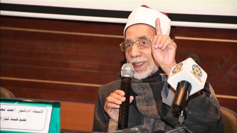الدكتور أحمد معبد