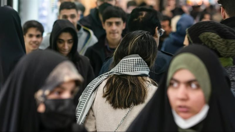 الحجاب في إيران،