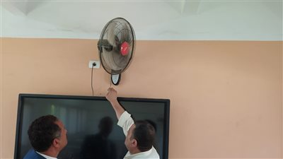 تركيب مراوح داخل لجان الثانوية العامة 2024 (صور) 