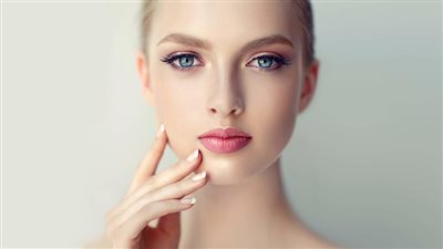 بـ 3 مكونات فقط، اصنعى كريم ليلي لبشرة بلا عيوب