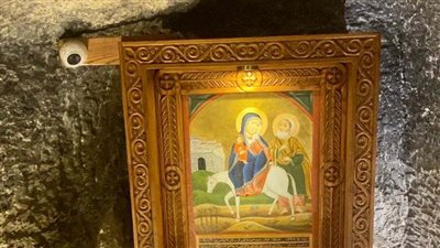 عمرها 1696 عاما واختبأ فيها المسيح والسيدة العذراء والقديس يوسف النجار.. 