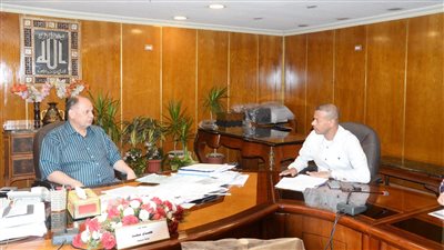 تموين أسيوط تبحث استعدادات عيد الأضحى لتوفير احتياجات المواطنين