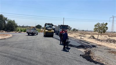 رصف طريق مدرسة الزراعة المؤدي للدير المحرق بأسيوط ضمن مسار رحلة العائلة المقدسة 