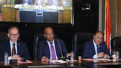 توصية بالشيوخ بوضع ضوابط وظيفية لخريجي كليات العلوم الصحية