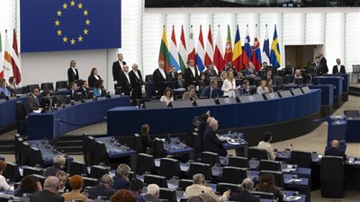 الاتحاد الأوروبي يعلن تسليم السلطة الفلسطينية دفعة مساعدات عاجلة