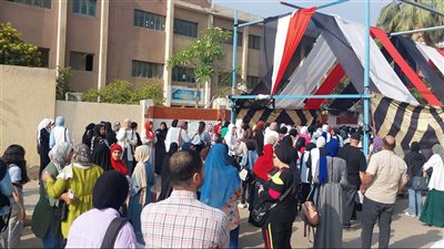 48 ألفا و541 طالبا يؤدون امتحان اللغة الأجنبية الثانية للثانوية العامة بالقليوبية 