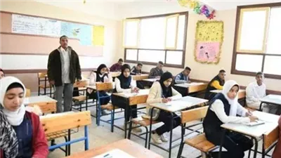 طلاب الثانوية العامة 2024 يؤدون امتحان اللغة الأجنبية الثانية اليوم 