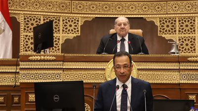 الاتصالات: خطة لتطوير العمل على الذكاء الاصطناعى ومشروع قانون لتداول البيانات