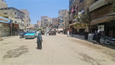 رفع إشغالات ملاهي مقامة بالطريق في بولاق الدكرور (صور)