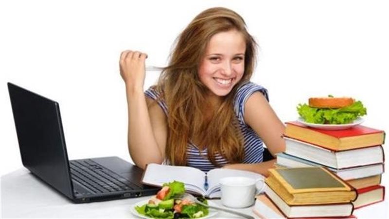  طلاب الثانوية العامة