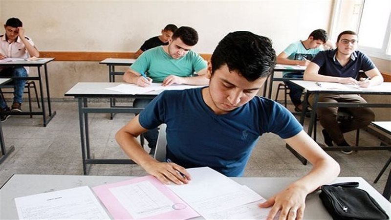  طلاب الثانوية العامة