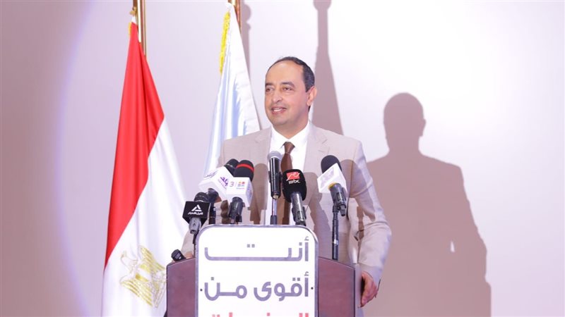 الدكتور عمرو عثمان