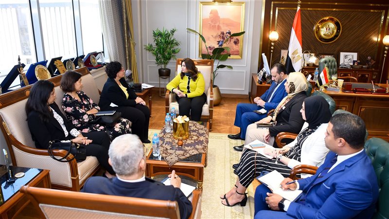 اجتماع السفيرة سها
