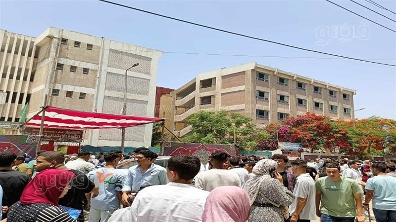 امتحانات الثانوية