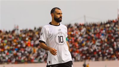 بعد تلميحات حسام حسن، هل يستبعد محمد صلاح من رحلة موريتانيا؟
