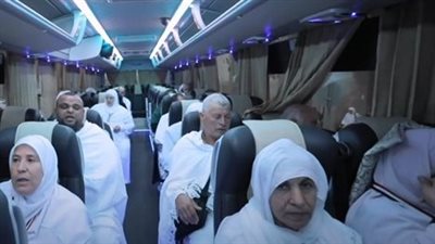 تواصل عمليات تفويج حجاج القرعة من المدينة المنورة إلى مكة (صور)