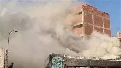 حريق يلتهم مخزن كاوتش فى السلام 